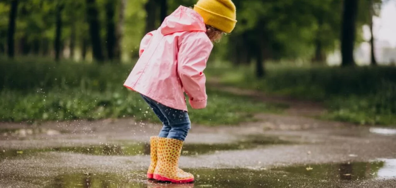 Cómo afecta el mal tiempo a los niños pequeños y cómo afrontarlo en casa y en el colegio